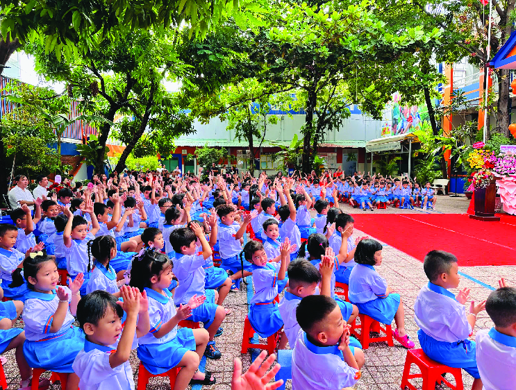 (Tiếng Việt) Lễ khai giảng năm học mới